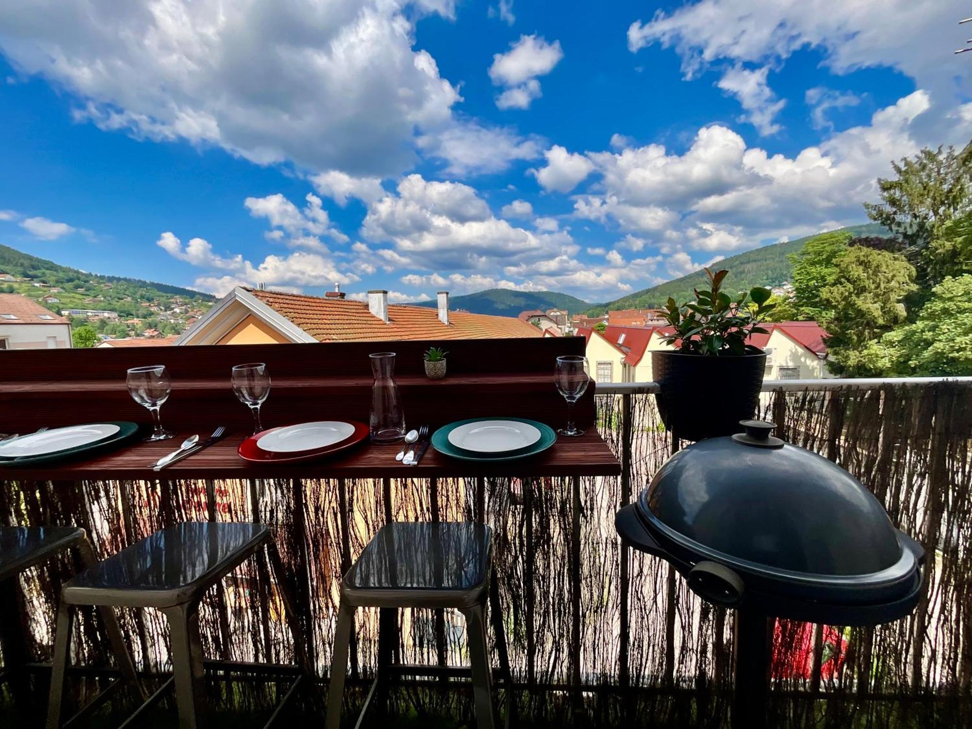 Epicea, Bel Appartement Avec Balcon Au Centre Ville Gerardmer Exterior photo
